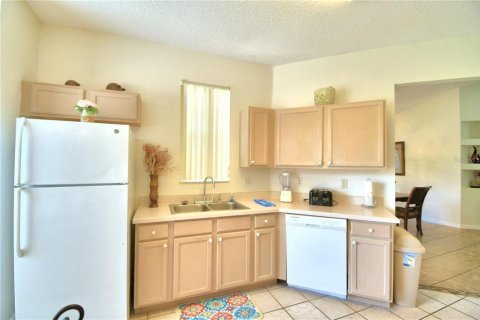 House in Haines City, Florida 4 bedrooms, 156.91 sq.m. № 1901114 - photo 14