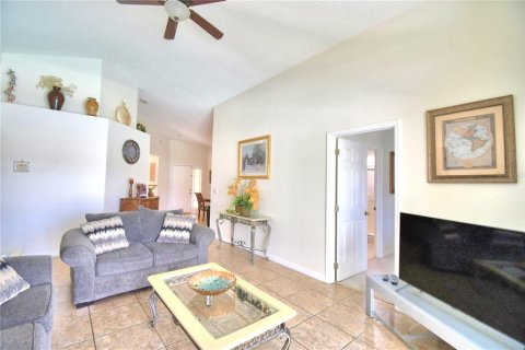House in Haines City, Florida 4 bedrooms, 156.91 sq.m. № 1901114 - photo 26