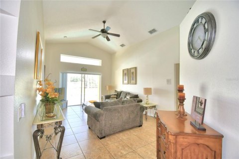 House in Haines City, Florida 4 bedrooms, 156.91 sq.m. № 1901114 - photo 23