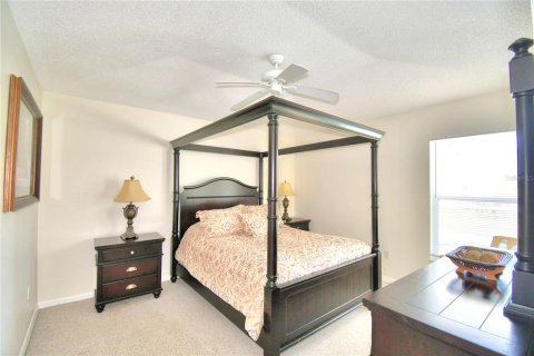 House in Haines City, Florida 4 bedrooms, 156.91 sq.m. № 1901114 - photo 28