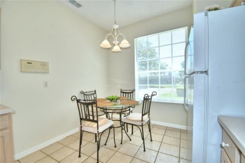 House in Haines City, Florida 4 bedrooms, 156.91 sq.m. № 1901114 - photo 11
