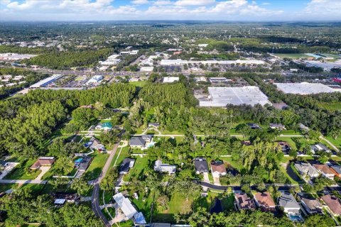 Terreno en venta en Tampa, Florida № 1905085 - foto 8