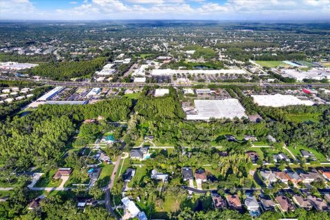 Terreno en venta en Tampa, Florida № 1905085 - foto 4
