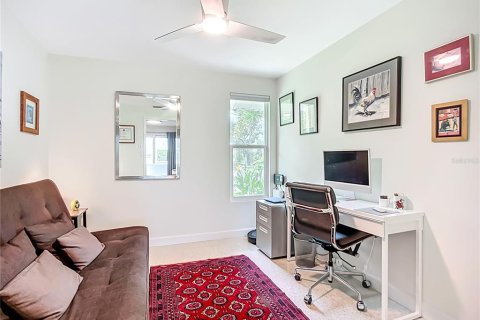 House in Sarasota, Florida 3 bedrooms, 151.06 sq.m. № 1915097 - photo 17