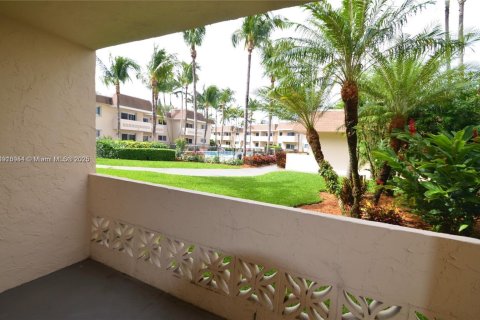Condo in Palmetto Bay, Florida, 1 bedroom  № 1974987 - photo 6
