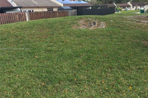 Снять в аренду таунхаус в Майами, Флорида 3 спальни, 98.57м2, № 1887308 - фото 20