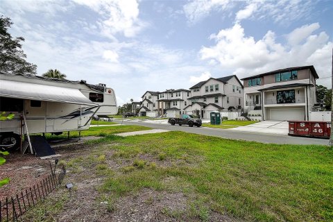 Casa en venta en Saint Petersburg, Florida, 3 dormitorios, 98.48 m2 № 1772724 - foto 13