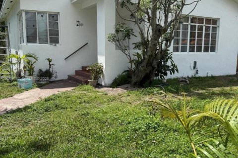 Villa ou maison à Miami, Floride 2 chambres № 2073261