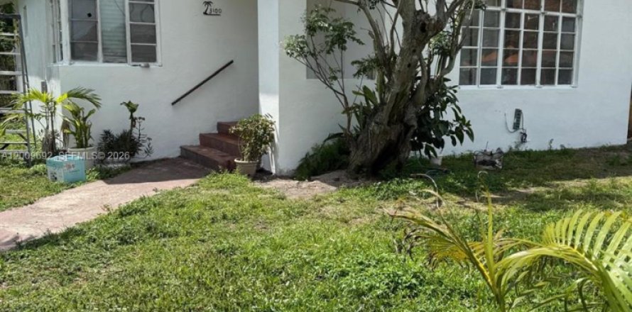 Villa ou maison à Miami, Floride 2 chambres № 2073261