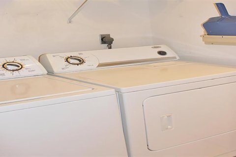 Copropriété à louer à Sarasota, Floride: 2 chambres, 118.91 m2 № 877233 - photo 29