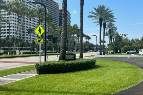 Copropriété à vendre à Bal Harbour, Floride: 23.78 m2 № 2089846 - photo 7