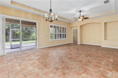 House in Sun City Center, Florida 2 bedrooms, 165.18 sq.m. № 1898825 - photo 18
