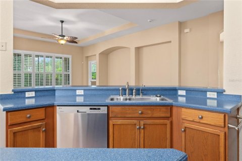House in Sun City Center, Florida 2 bedrooms, 165.18 sq.m. № 1898825 - photo 15