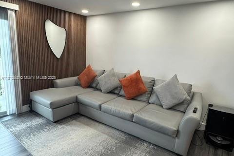 Condo in Miami, Florida, 2 bedrooms  № 1875345 - photo 9