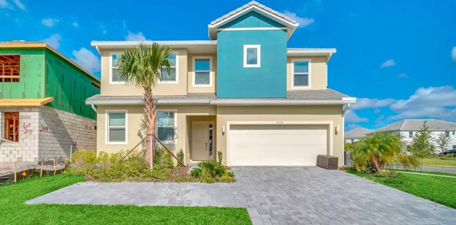 Villa ou maison à Kissimmee, Floride 12 chambres, 442.4 m2 № 1910357