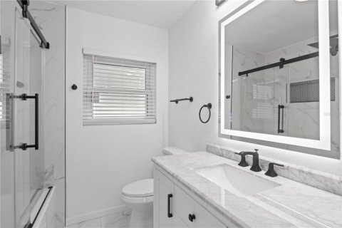 Casa en venta en Orlando, Florida, 3 dormitorios, 191.19 m2 № 1916164 - foto 13