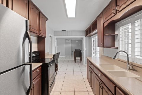 Casa en venta en Orlando, Florida, 3 dormitorios, 191.19 m2 № 1916164 - foto 7