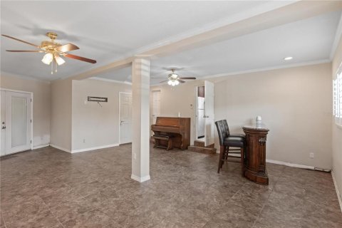Casa en venta en Orlando, Florida, 3 dormitorios, 191.19 m2 № 1916164 - foto 16