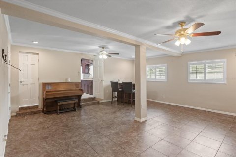 Casa en venta en Orlando, Florida, 3 dormitorios, 191.19 m2 № 1916164 - foto 15