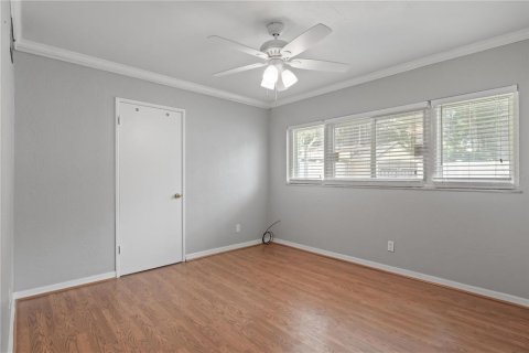 Casa en venta en Orlando, Florida, 3 dormitorios, 191.19 m2 № 1916164 - foto 12