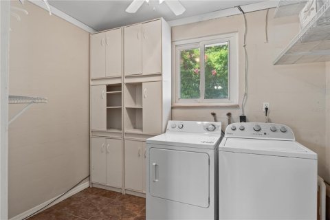 Casa en venta en Orlando, Florida, 3 dormitorios, 191.19 m2 № 1916164 - foto 17