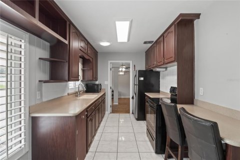 Casa en venta en Orlando, Florida, 3 dormitorios, 191.19 m2 № 1916164 - foto 8