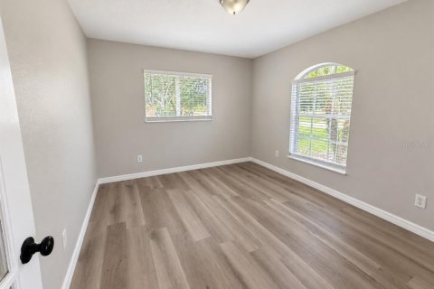 House in North Port, Florida 3 bedrooms, 145.11 sq.m. № 2393973 - photo 7