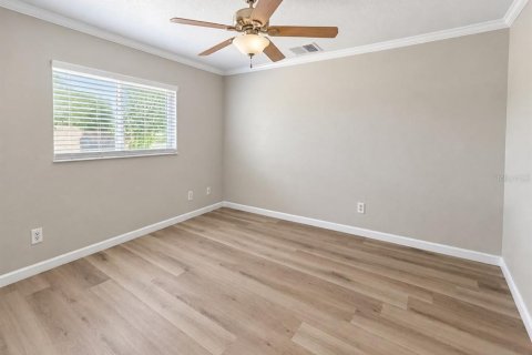 House in North Port, Florida 3 bedrooms, 145.11 sq.m. № 2393973 - photo 4