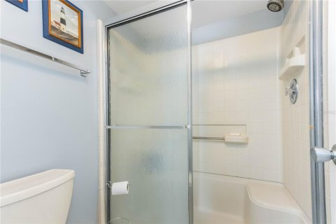 Condo in Clearwater, Florida, 2 bedrooms  № 2420184 - photo 18