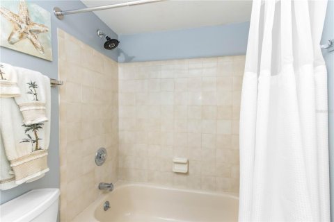 Condo in Clearwater, Florida, 2 bedrooms  № 2420184 - photo 22