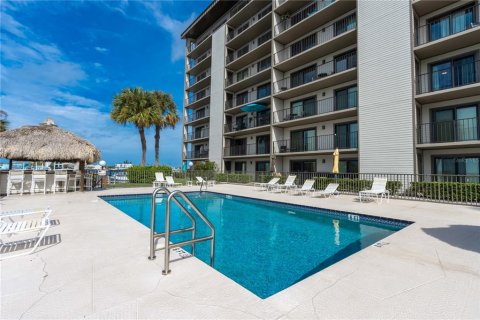 Condo in Clearwater, Florida, 2 bedrooms  № 2420184 - photo 28