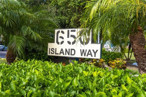 Condo in Clearwater, Florida, 2 bedrooms  № 2420184 - photo 3