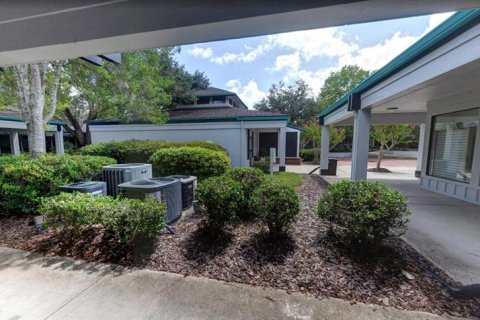 Propiedad comercial en venta en Gainesville, Florida, 194.44 m2 № 1902183 - foto 3