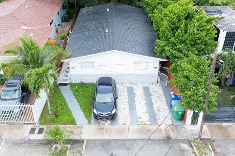 Купить коммерческую недвижимость в Майами, Флорида 140.47м2, № 1958675 - фото 5