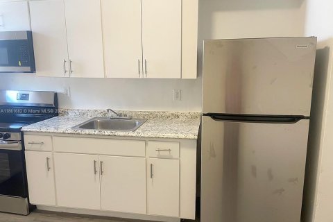 Купить коммерческую недвижимость в Майами, Флорида 140.47м2, № 1958675 - фото 11