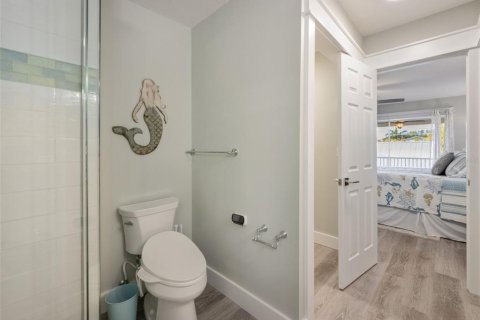 House in Anna Maria, Florida 4 bedrooms, 206.71 sq.m. № 2103971 - photo 24