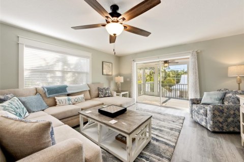 House in Anna Maria, Florida 4 bedrooms, 206.71 sq.m. № 2103971 - photo 8