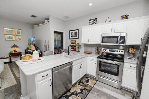 Adosado en venta en Lakeland, Florida, 2 dormitorios, 105.91 m2 № 1529986 - foto 7