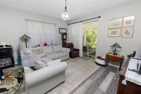 Adosado en venta en Lakeland, Florida, 2 dormitorios, 105.91 m2 № 1529986 - foto 9