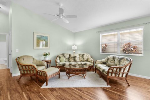 Casa en venta en The Villages, Florida, 2 dormitorios, 110.37 m2 № 1883567 - foto 10