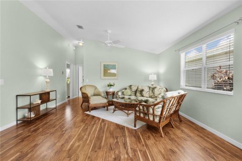 Casa en venta en The Villages, Florida, 2 dormitorios, 110.37 m2 № 1883567 - foto 8