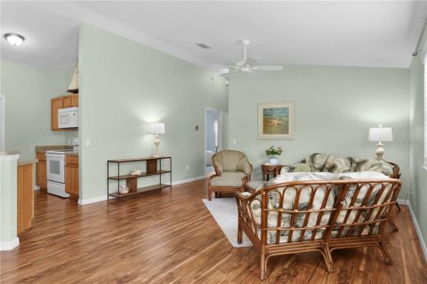 Casa en venta en The Villages, Florida, 2 dormitorios, 110.37 m2 № 1883567 - foto 9