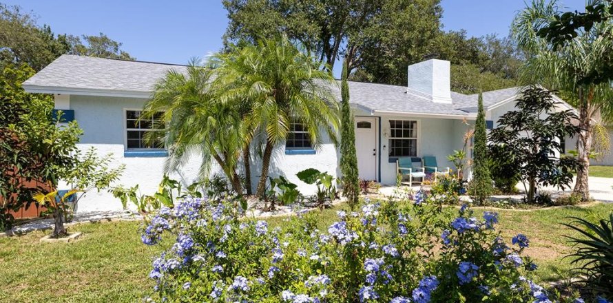 Villa ou maison à New Smyrna Beach, Floride 4 chambres, 152.17 m2 № 2197747