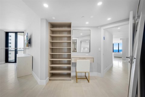 Copropriété à vendre à Aventura, Floride: 2 chambres, 179.86 m2 № 1966431 - photo 17