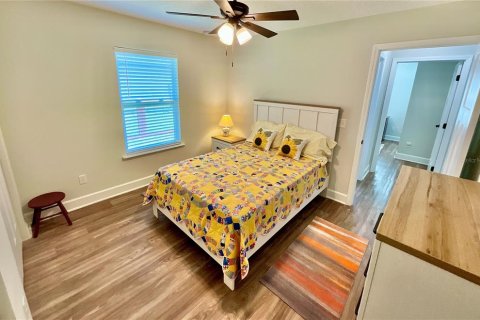 House in Melrose, Florida 3 bedrooms, 108.51 sq.m. № 1844307 - photo 25