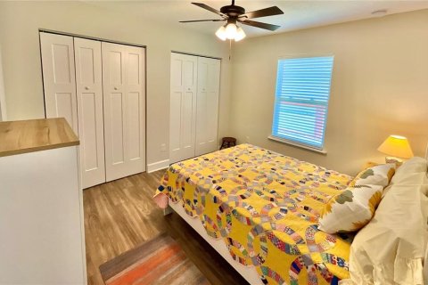 House in Melrose, Florida 3 bedrooms, 108.51 sq.m. № 1844307 - photo 24