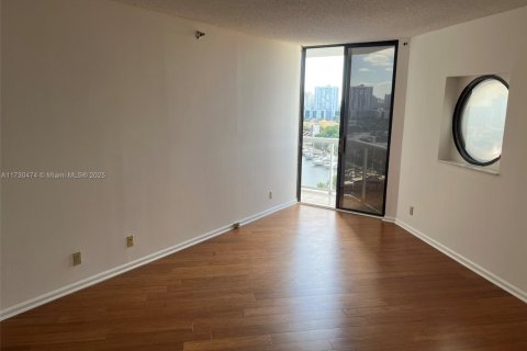 Condominio en venta en Aventura, Florida, 2 dormitorios, 110.27 m2 № 1861232 - foto 8