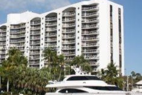 Condominio en venta en Aventura, Florida, 2 dormitorios, 110.27 m2 № 1861232 - foto 23