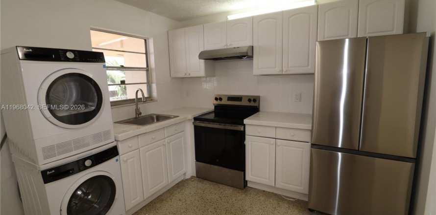 Apartamento en Miami, Florida 3 dormitorios, 102.19 m2 № 2031777