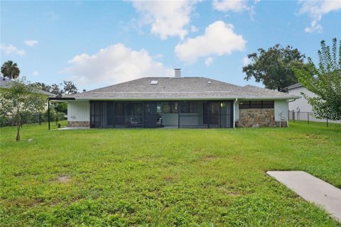 Villa ou maison à vendre à Homosassa, Floride: 3 chambres, 187.66 m2 № 2410434 - photo 25